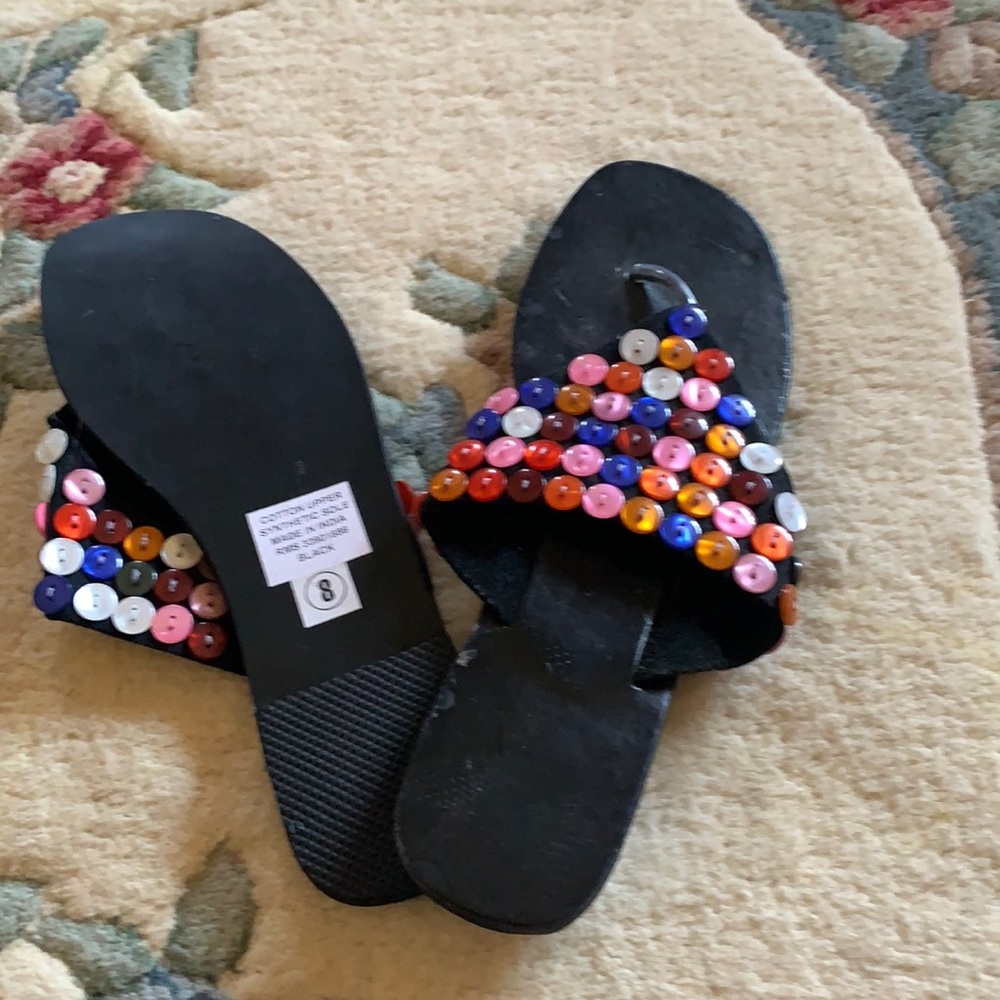 Button Sandals - Picture 3 of 3